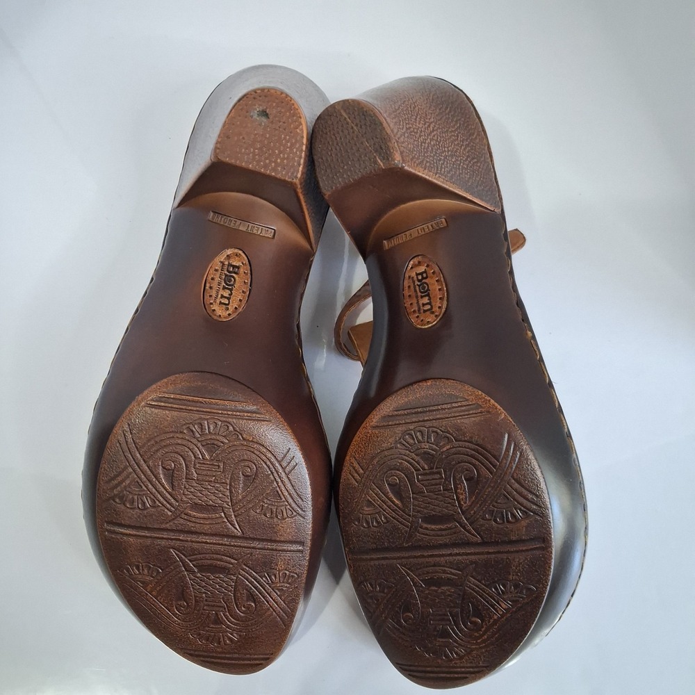 Born Womens Shoes Charisma T Strap Mary Jane Leather Round Toe Tan Heels Sz 9 - Picture 11 of 13